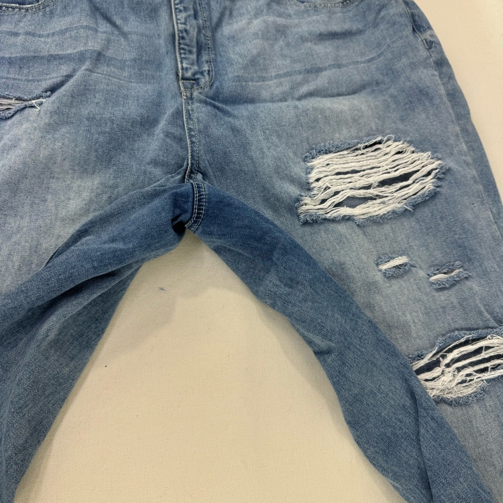 American Rag Medium Wash Distressed High Waist Jeans 22W - Picture 8 of 13